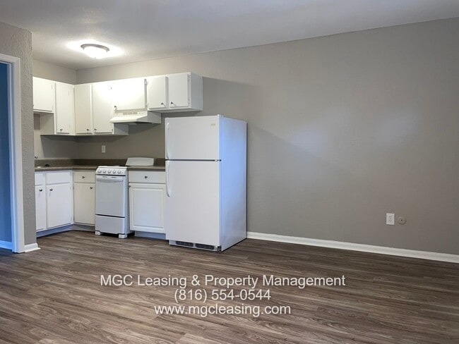 Photo - Le Grand Apartments Available for your May move in. Unidad 309-7 SE Grand Ave