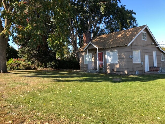 Photo - 1408 Walnut St