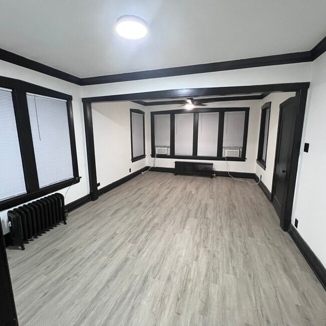 Photo - 1621 S 50th Ct Unidad 2nd FL. Front