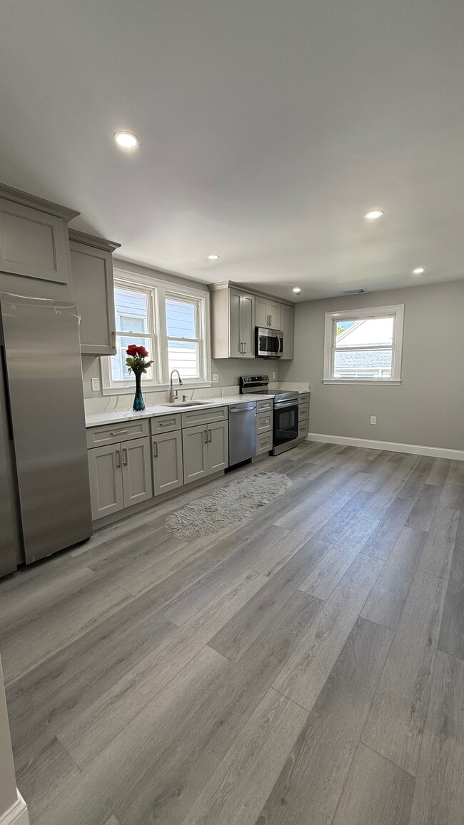 Photo - 5 Harris Rd Unit 2