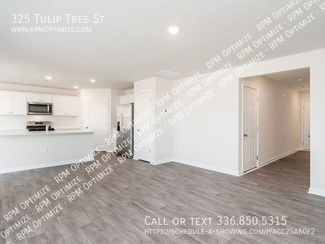 Photo - 325 Tulip tree St
