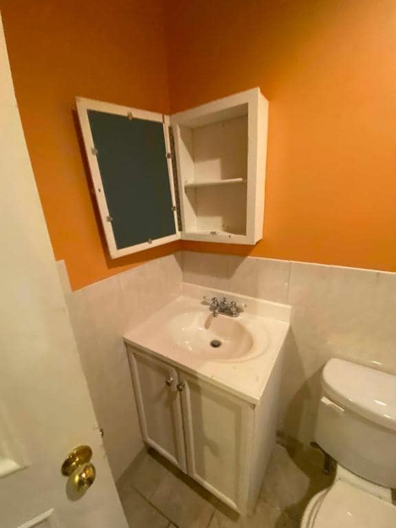 Photo - 270 N Main St