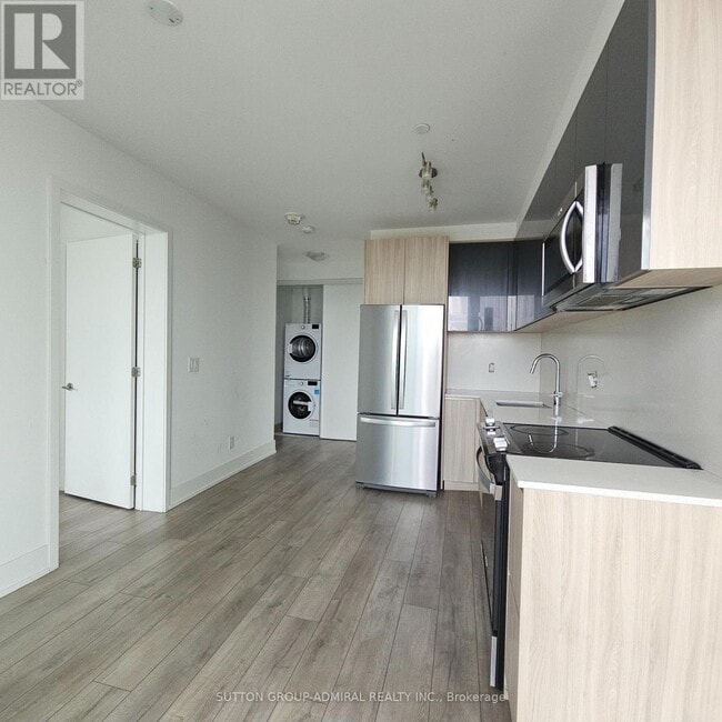 Photo - 3100 Keele St Unit 816