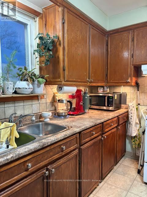 Photo - 140 Rodda Blvd