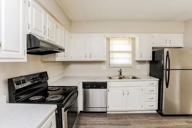 Photo - 19145 E 14th St N