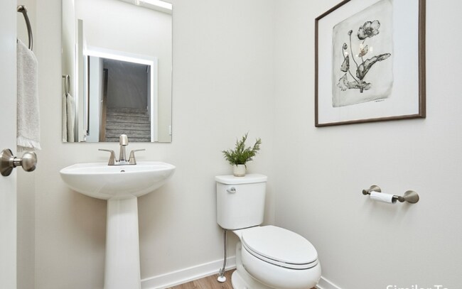 Photo - 2225 Waller Ave