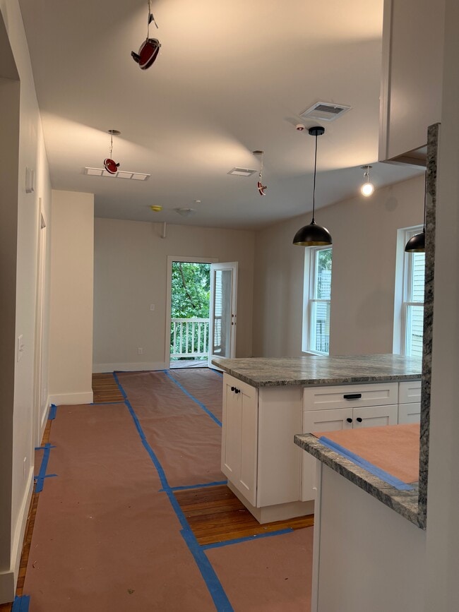 Photo - 82 Marion St