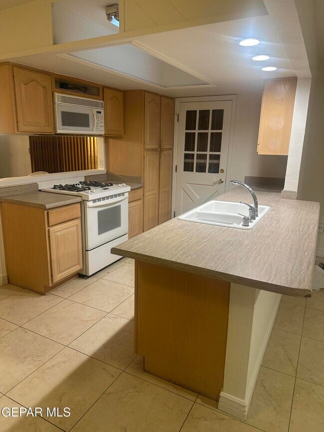 Photo - 3518 Breckenridge Dr