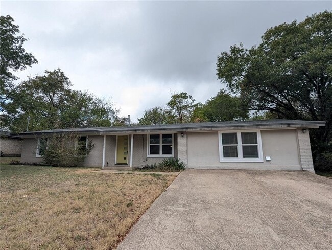 Building Photo - 11308 Hilltop St