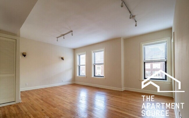 Photo - 4036 N Ashland Ave Unidad E1