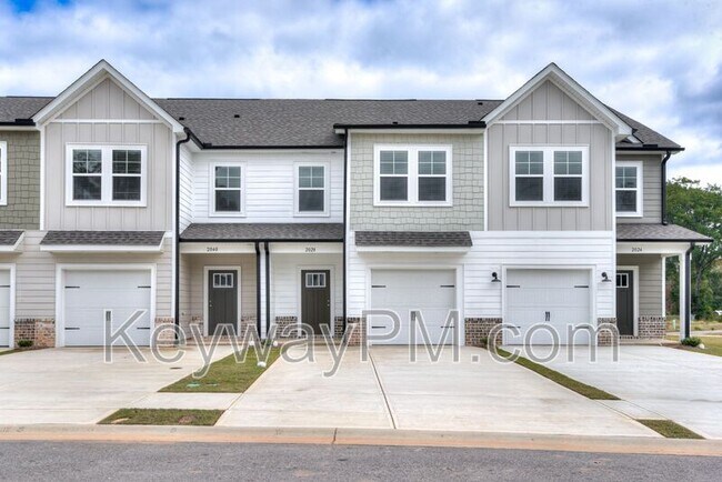 Photo - 2028 Denmark Ave SE