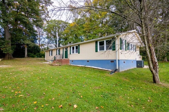 Photo - 3405 Pebble Dr