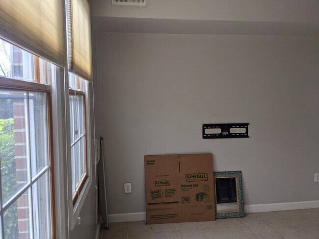 Living room - 1414 3rd St NW Unit 1