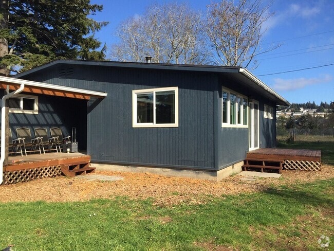 Building Photo - 2074 Unit 669 S. Main Rental