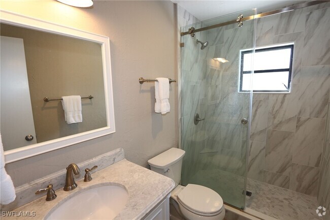 Building Photo - 1140 5th St S Unit A Rental