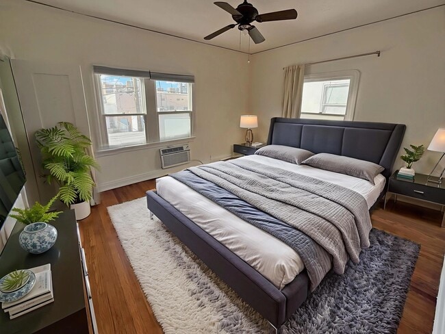 Photo - 335 N Orange Grove Ave Unidad 3