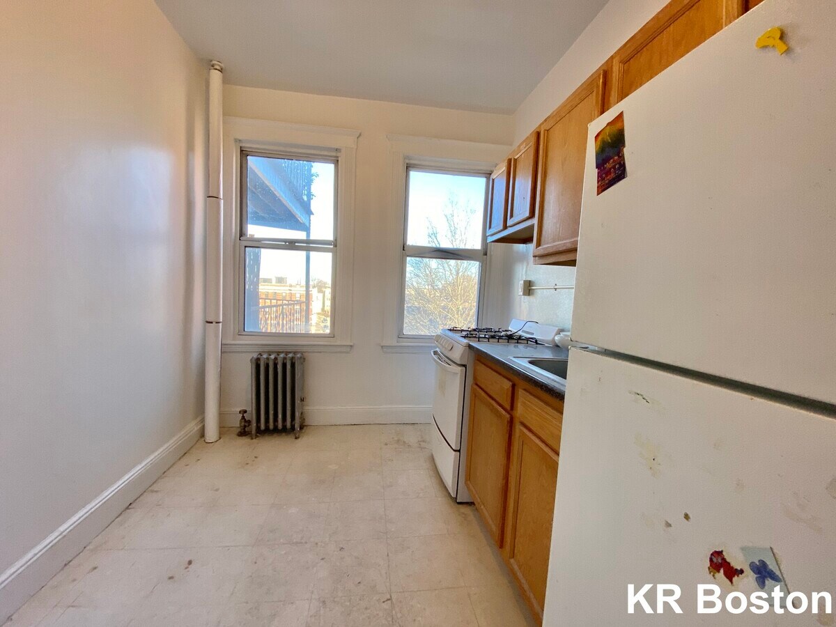 Photo - 1620 Commonwealth Ave Unit 12