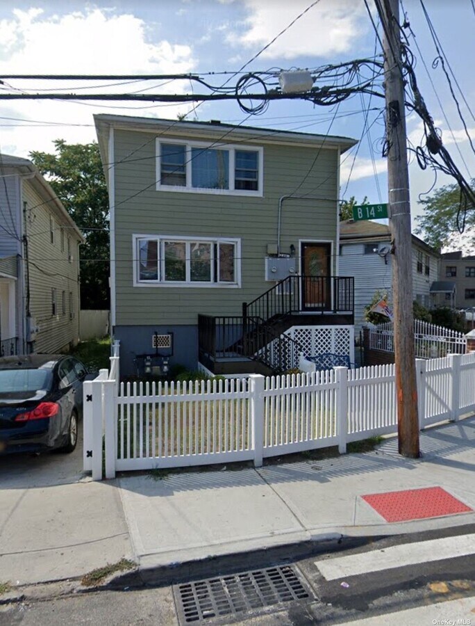 Photo - 299 Beach 14th St