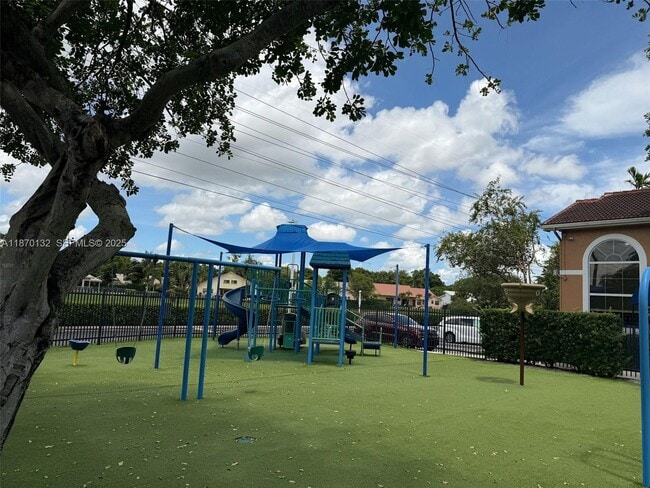 Photo - 8781 Wiles Rd