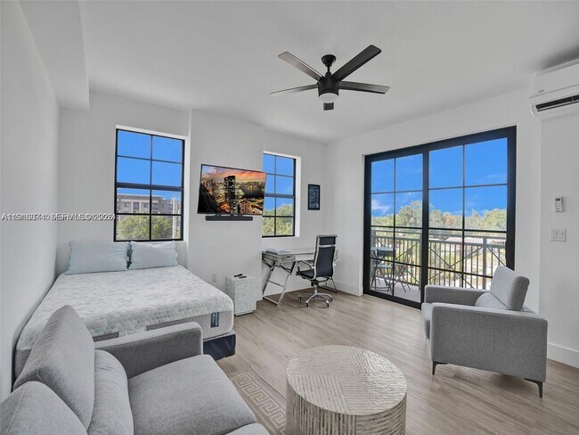 Photo - 4100 SW 64th Ave Unit 308