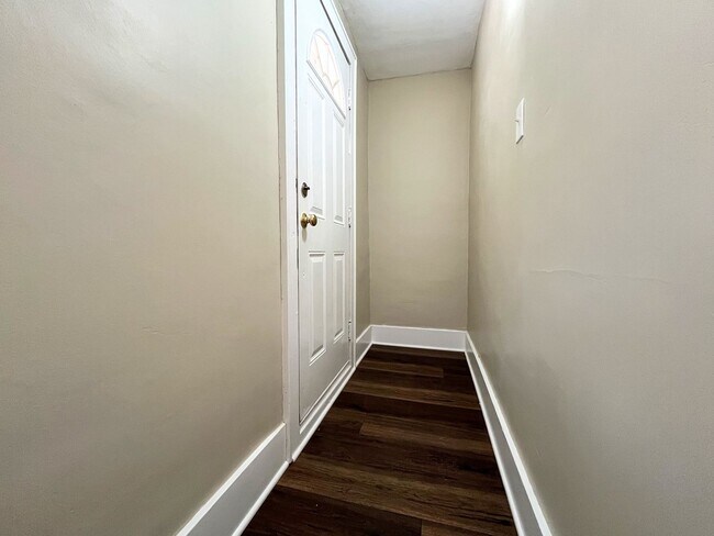 Photo - 501 Plymouth Ave Unidad 2- 2nd Floor