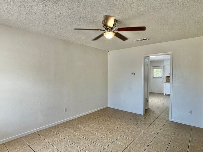 Photo - 219 E. Beeline Unit A