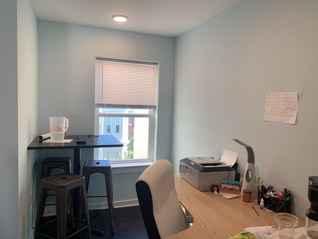 Building Photo - 1609 Sydenham Rental