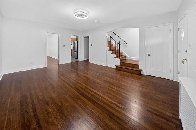 Photo - Newly Renovated 5BR/2BA Rowhome