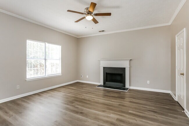 Photo - 5516 Wellborn Creek Dr