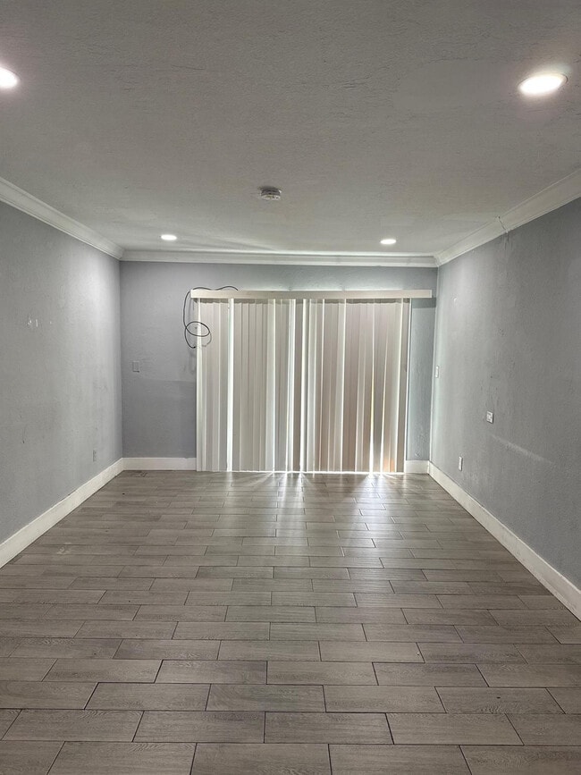 Photo - 941 NE 169th St Unit 124