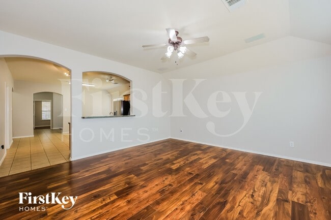 Photo - 8028 Plateau Dr