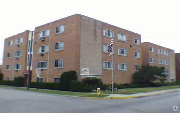 Washington Manor Apartments - Washington Manor Apartments