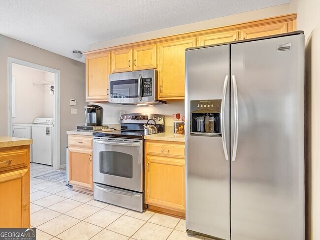 Photo - 50 Hidden Brook Trail