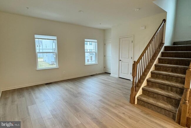 Photo - 2541 Westwind Blvd