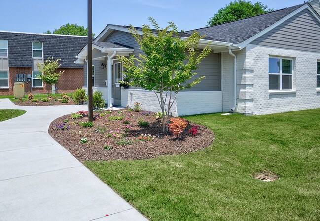 Photo - Bell Diamond Manor