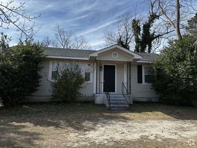 Building Photo - Henry Circle Rental