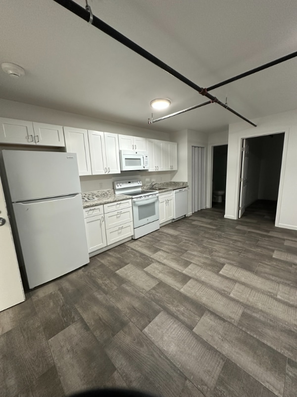 Building Photo - 1120 Montana St