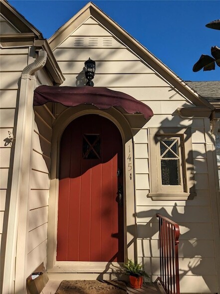 Photo - 145 29th Ave N