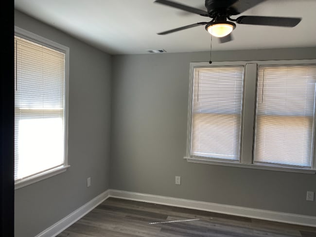 Photo - 4310 Ridgewood Ave