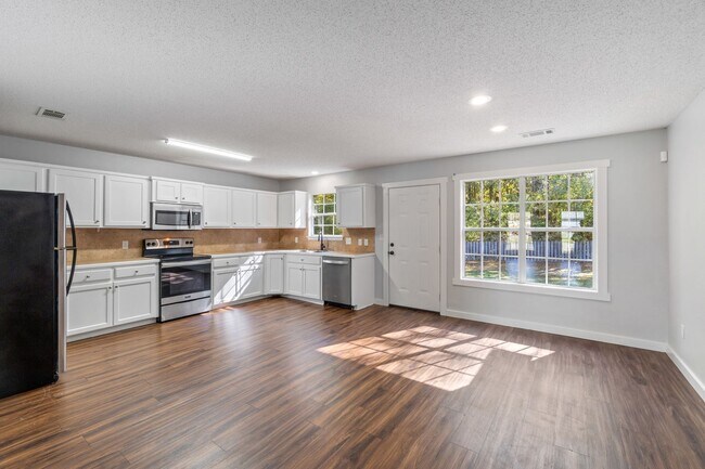 Photo - Home in Haskell