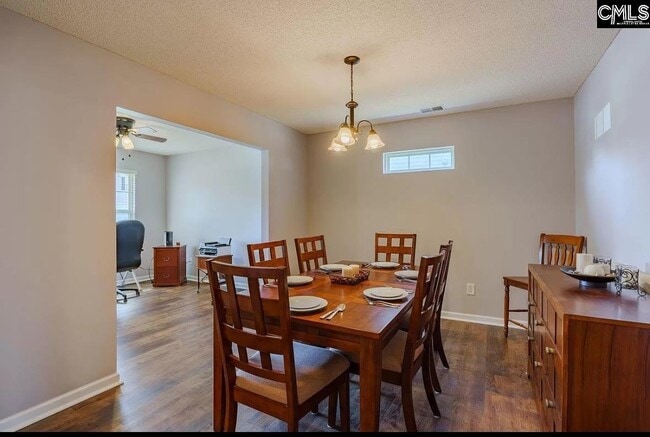 Photo - 204 Meyer Ln