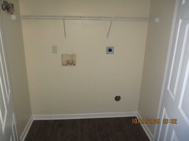 Photo - 103 Ducker Ct