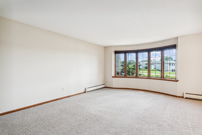 Photo - 4516 Highway 7 Unit 1