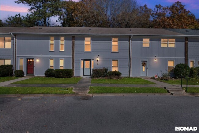 Photo - 1304 Seaton Rd