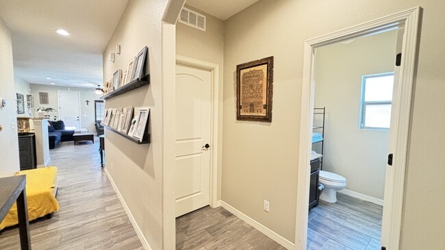 Photo - 2148 Honour Point Pl