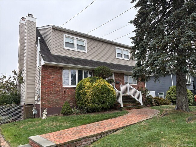 Photo - 3610 Ionia St