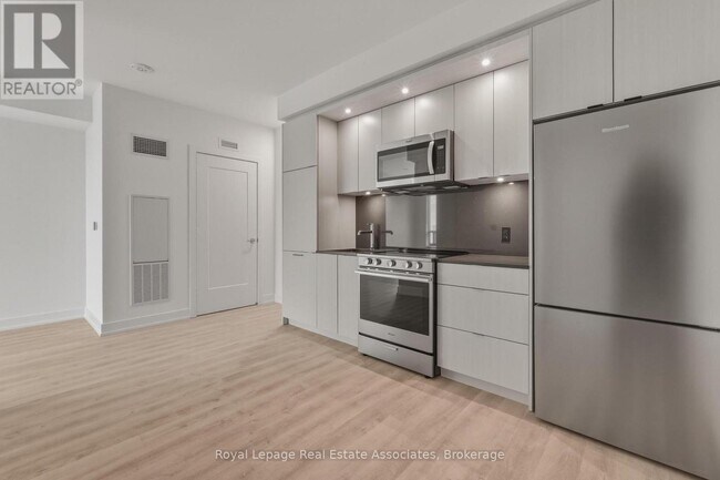 Photo - 60 Central Park Roadway Unit 2210