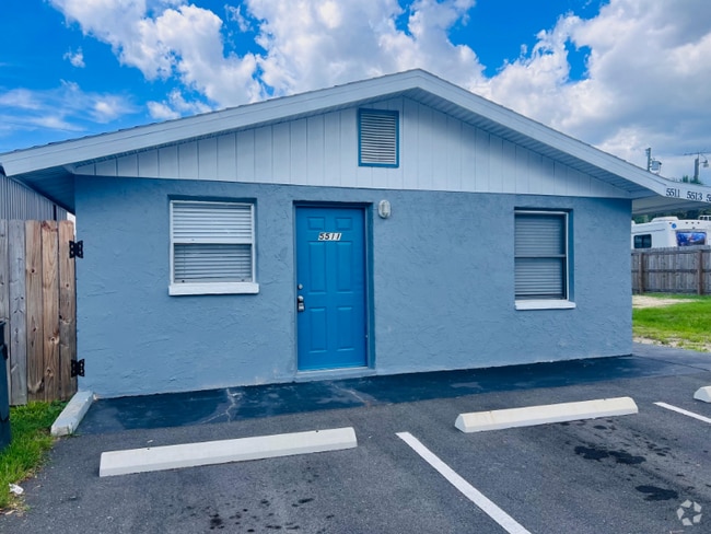 Building Photo - 5511 Cheyenne Dr Rental