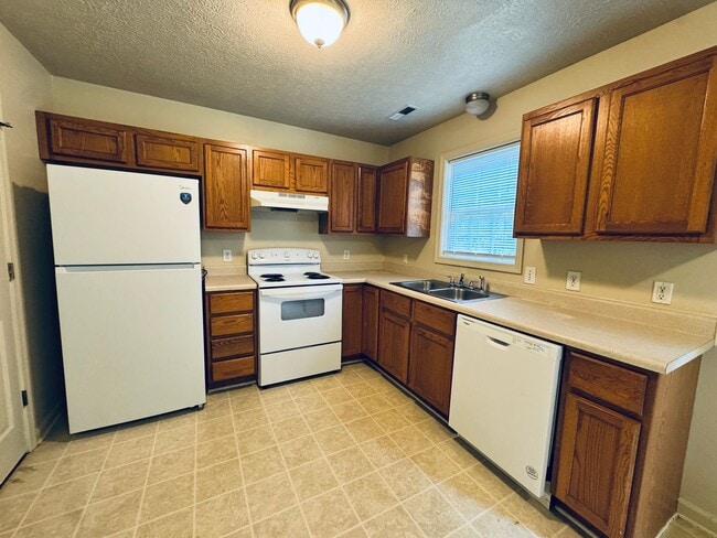 Photo - 127 Primrose Ln Unit 127 B Primrose Lane