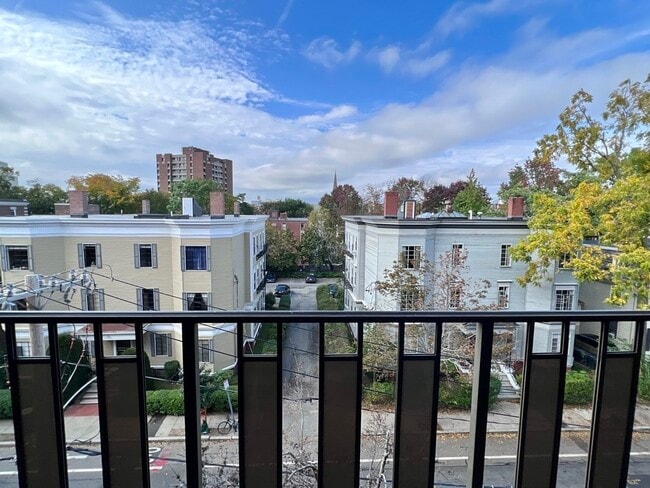 Building Photo - 16-16 Ellery St Unit 502 Rental